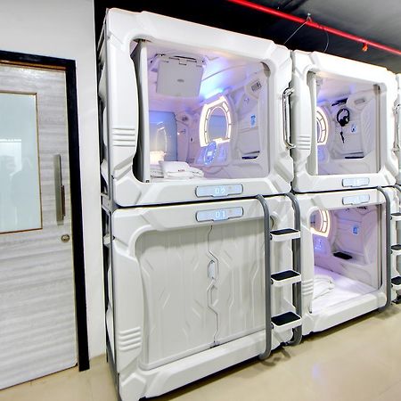 Hotel Astropods Airport, Mumbai. Extérieur photo